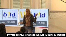 Na portalima su od prvih deset vijesti devet negativne ili uznemirujuće: Anesa Agović