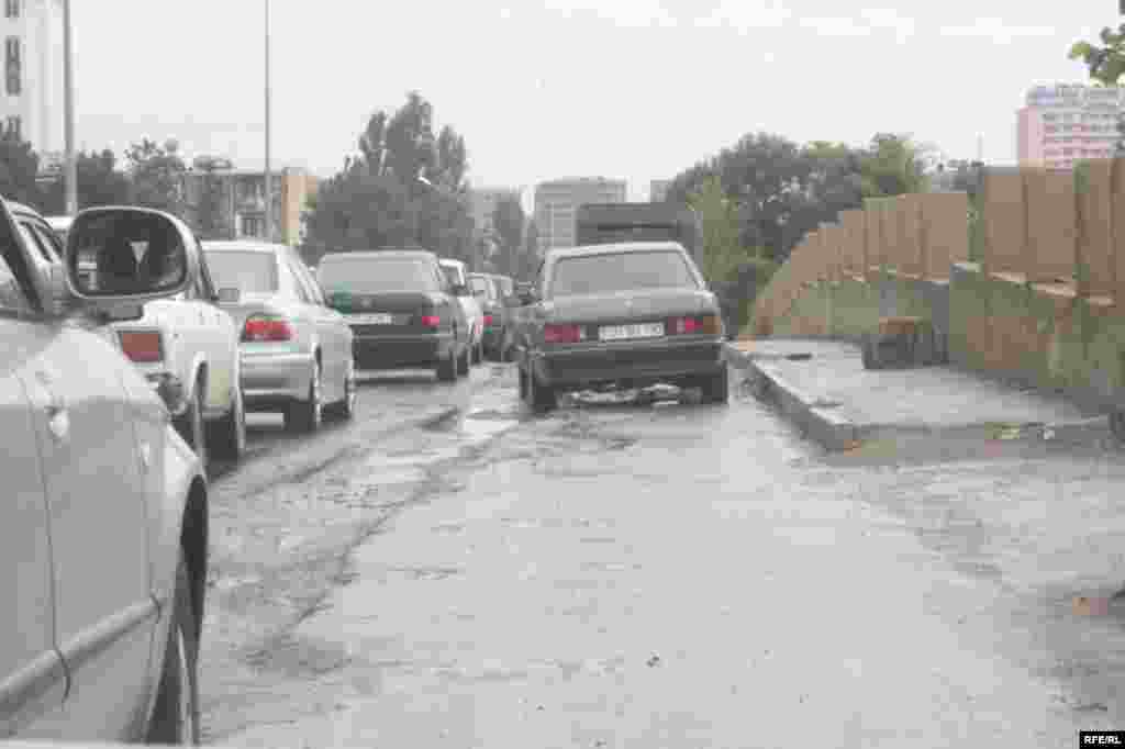 Yağma, yağış, Bakı gözləmir səni... #21