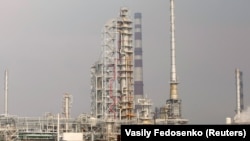 Нефтеперерабатывающий завод в Мозыре, Беларусь