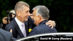 Andrej Babiš cu Viktor Orban la Praga, în 2021.