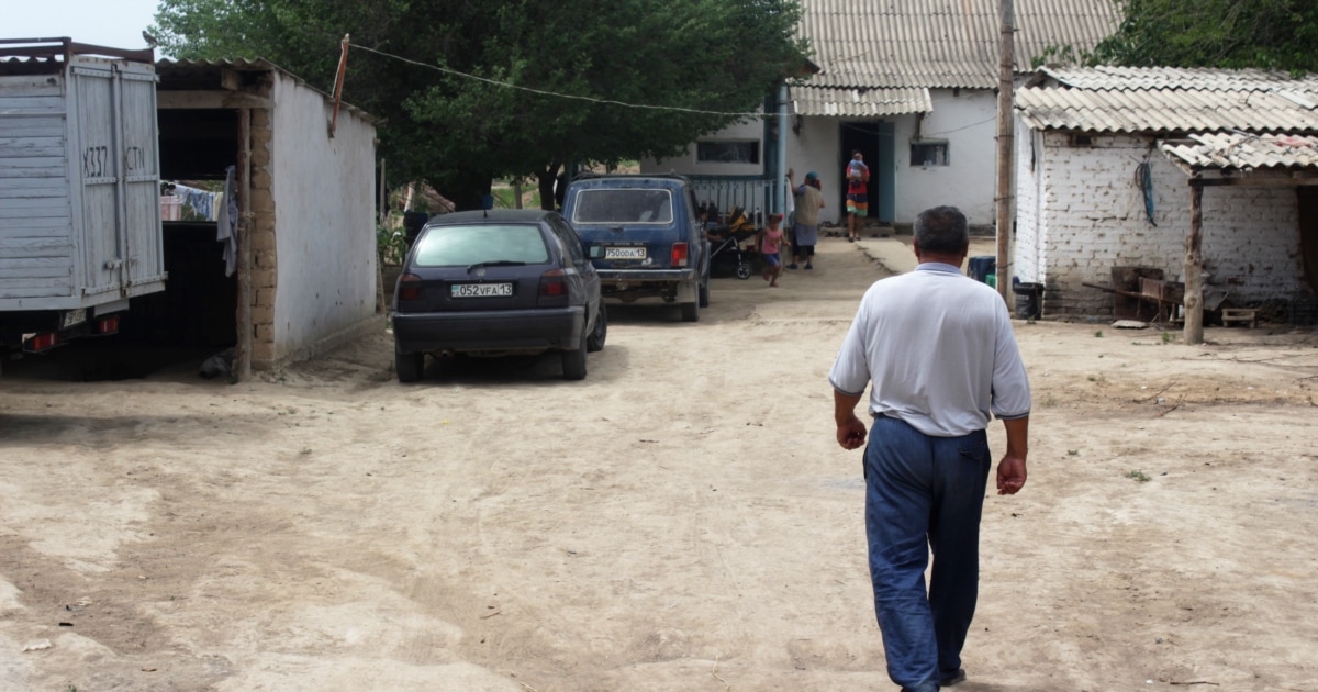 Енеммен моншадағы секс