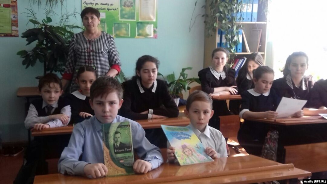 Алан мәктәбендә Ана теле көне (архив фотосы)