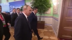 Встреча Сооронбая Жээнбекова и Владимира Путина на саммите СНГ