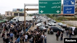 طرفداران حزب «نیروهای لبنانی» یک بزرگراه در شمال لبنان را در اعتراض به قتل پاسکال سلیمان مسدود کردند