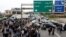 طرفداران حزب «نیروهای لبنانی» یک بزرگراه در شمال لبنان را در اعتراض به قتل پاسکال سلیمان مسدود کردند