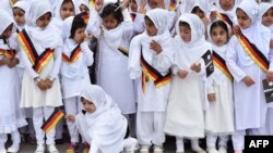 Germaniýa, musulman gyzlar "Bait-ul-Wahid", Hanau 27-nji maý 2015-nji ýyl