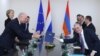 Armenia -- Foreign Minister Zohrab Mnatsakanian (R) begins talks with his Dutch counterpart Stef Blok, Yerevan, January 23, 2020.