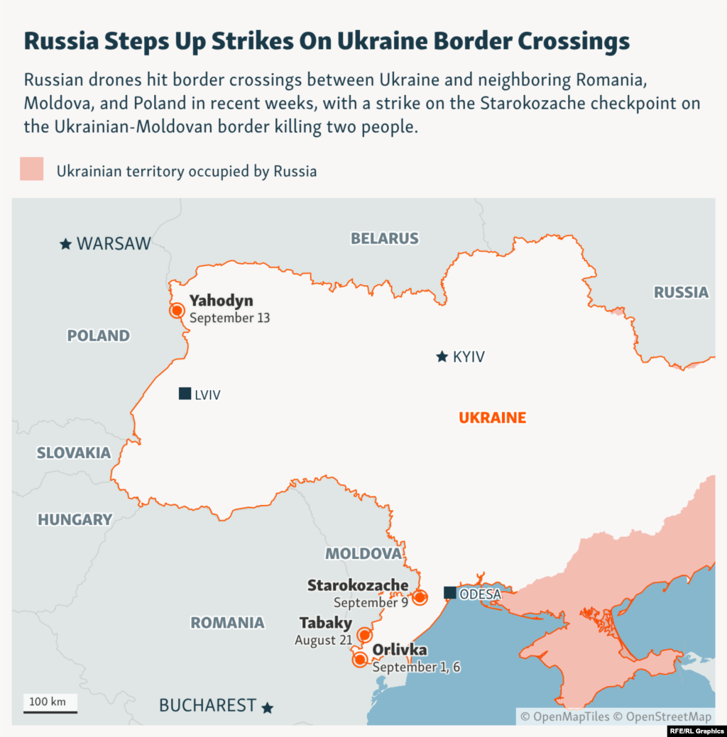 A map showing strikes targeting border facilities along Ukraine's western boundary since late August. 
