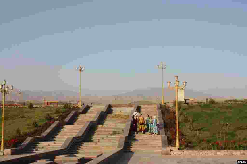 Бузургтарин тафреҳгоҳи атфол #109