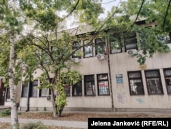 Zgrada Centra za socijalni rad u Zemunu, gde je, prema evidenciji biračkog spiska, prijavljeno 117 birača.