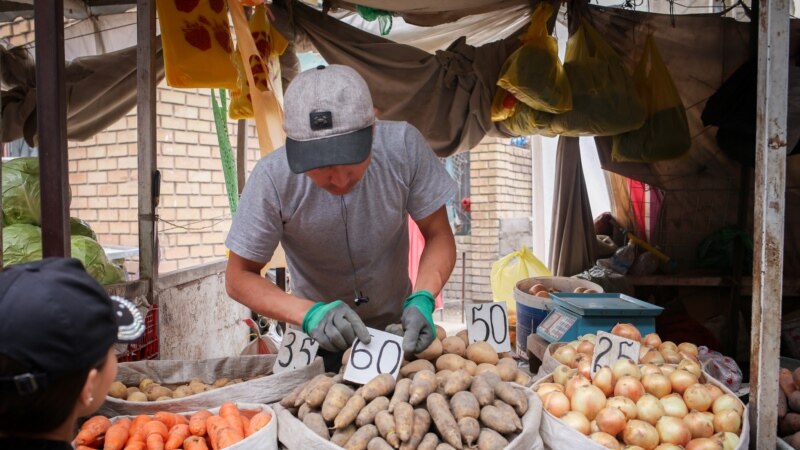 «70% зарплаты уходит на еду». В росте цен виноват не только мировой кризис?