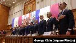 Guvernul Bolojan, primind votul de încredere din partea Parlamentului României, 23 iunie 2025 