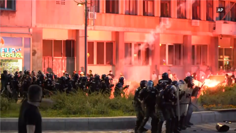 Beograd: Okršaji policije sa demonstrantima