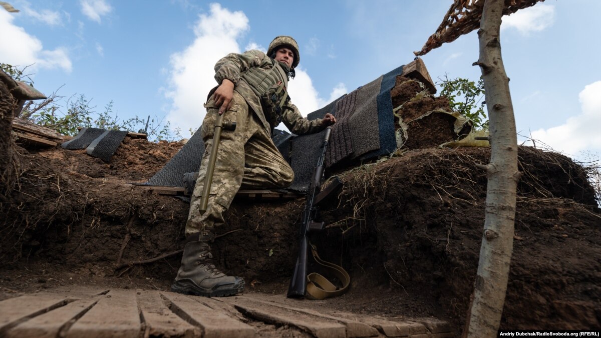 oi5.ru: За минувшие сутки на Донбассе погиб украинский военнослужащий За минувшие сутки на Донбассе погиб украинский военнослужащий