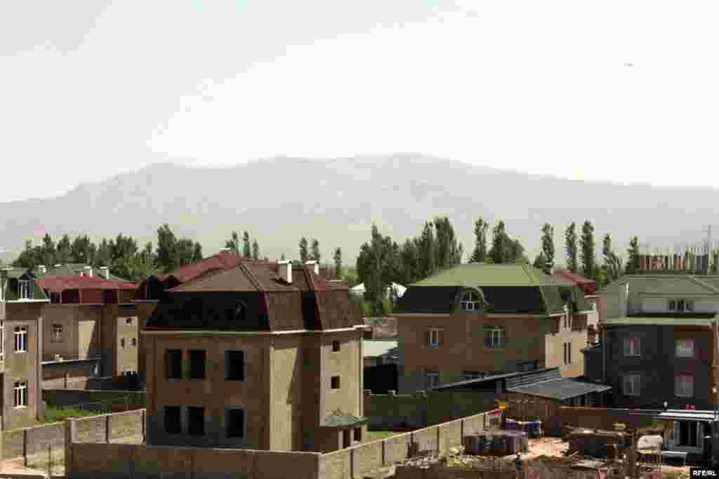 Бомпӯшиҳои рангини Душанбе #43