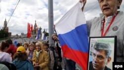 Під час однієї з акцій пам’яті Бориса Нємцова біля місця його вбивства, архівне фото