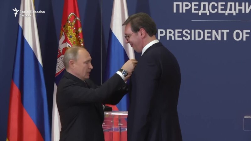 Putin uručio Vučiću orden