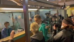 Navalny Detained At Moscow Airport