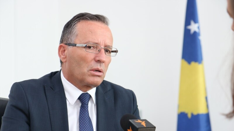Ministar finansija Kosova odbio povećanje plate 