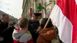 «Многiх гэта натхняе, а некаторыя пужаюцца» — Дашкевiч пра пiкет за вяртаньне бел-чырвона-белага сьцяга