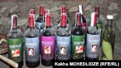 Вино - одна из "достопримечательностей" Грузии. Как торговую марку некоторые производители используют даже Сталина