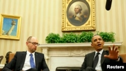 Президент США Барак Обама и премьер-министр Украины Арсений Яценюк во время встречи в Овальном кабинете Белого дома