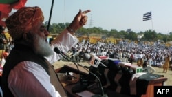 Pakistani politician Maulana Fazlur Rehman is known for his pro-Taliban and anti-U.S. views (file photo)