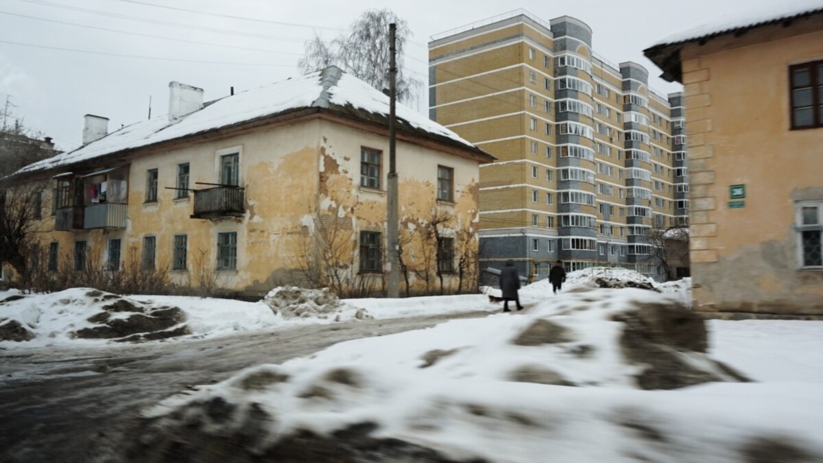 Аварийный Зеленодольск: сараи, балконы и гетто