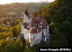 Castelul Bran în luna iulie 2014.