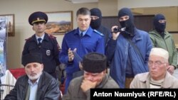Российские силовики на заседании Крымской солидарности. Крым, Симферополь, 27 октября 2018 года
