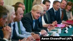 Ședință a cabinetului lui Boris Johnson