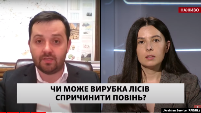 Голова Державного агентства лісових ресурсів України Андрій Заблоцький та журналістка Радіо Свобода Власта Лазур