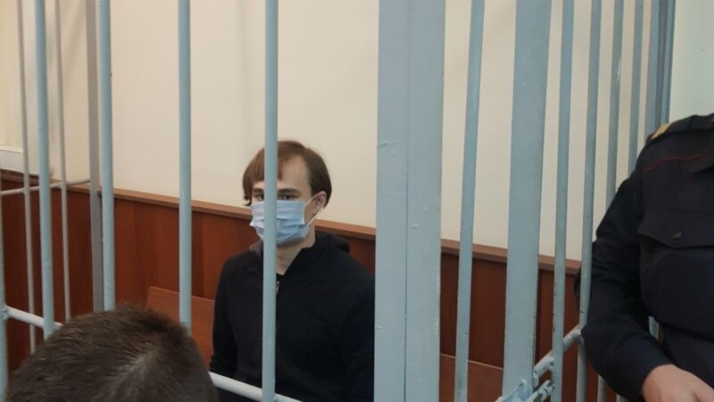 Procurorii ruși cer șase ani de închisoare în procesul unui matematician care susține că a fost torturat în arest