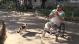 Двері закрили перед носом ‒ волонтер без ніг