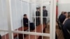 Абвінавачаны Аляксандар Кулагін адзіны падчас суду быў у жалезнай клетцы
