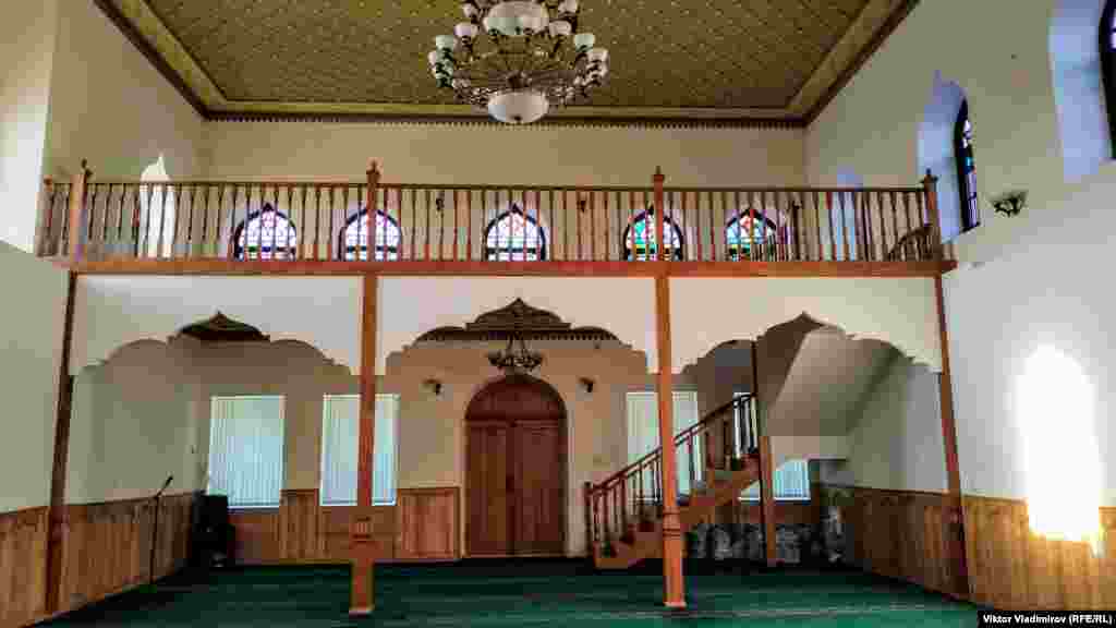 С 2013 года мечетью распоряжается Духовное управление мусульман Крыма