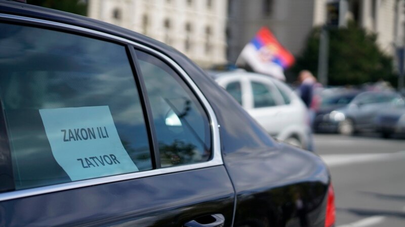 Novi Sad: Taksisti u protestnoj vožnji, solidarnost s beogradskim