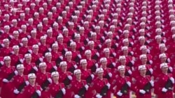 Парад у Пекіні, зіткнення в Гонконгу – Китай відзначає 70-річчя комуністичного режиму (відео)