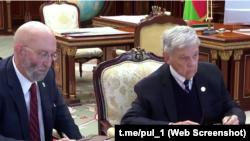Kris Paniko və Con Koul Minskdə ABŞ-Belarus danışıqlarında