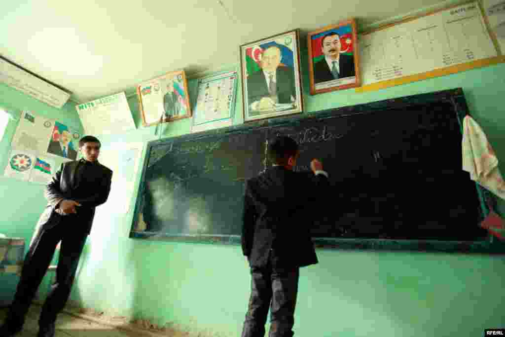 Ucqarlarda bəzi məktəblər #29