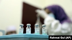 یک مرکز واکسین ضد کرونا در کابل