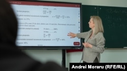 Cursuri de instruire pentru profesori în programul „Matematica de la egal la egal”, Bălți, martie 2025