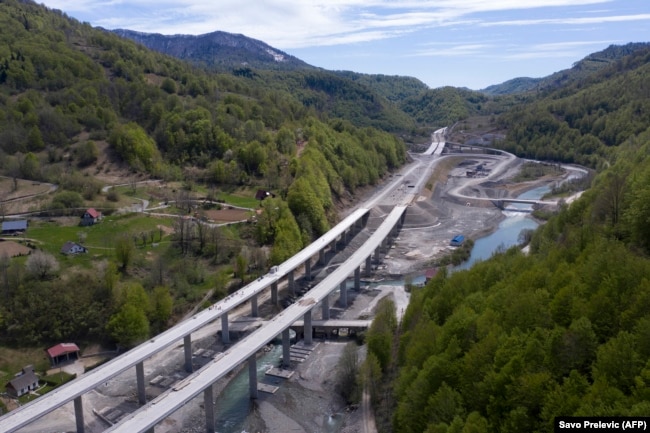 Construcțiile la autostrada din Muntenegru.