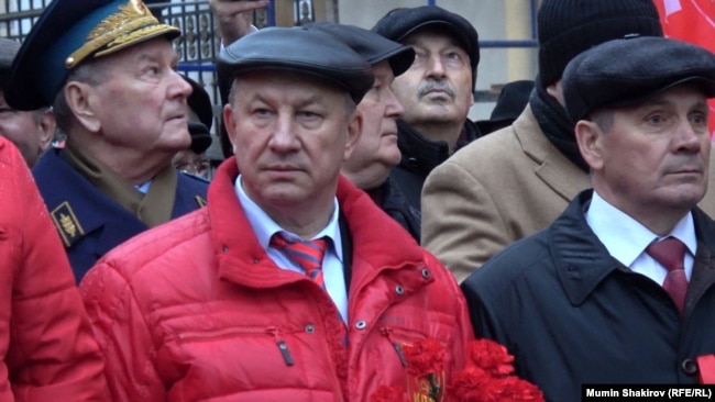 Валерий Рашкин на демонстрации 7 ноября в Москве, Россия