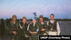 Savchenko with fellow paratroopers