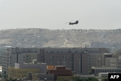 АҚШ тікұшағы эвакуация операциясы кезінде. Кабул, 15 тамыз 2021 жыл.