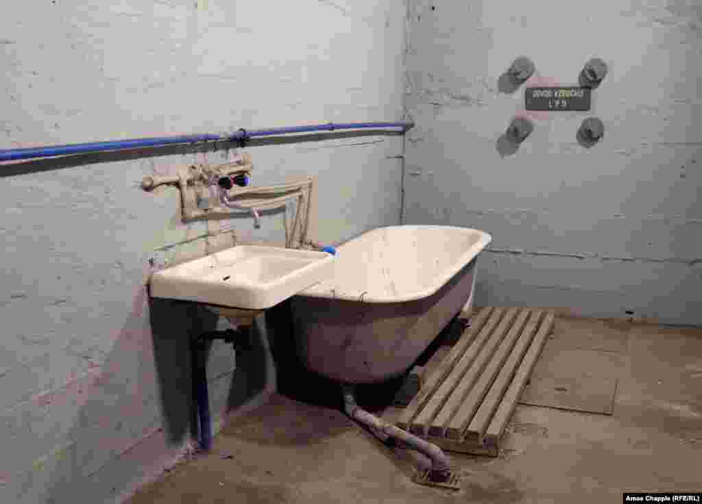 A bathtub and taps inside the Folimanka Shelter, an underground bunker in central Prague designed to house people in the event of a nuclear strike. As well as the OSM, Prague has space inside a separate network of functioning Cold War-era nuclear bunkers, such as the one seen here, capable of housing around 150,000 people for the same 72-hour period as the OSM.&nbsp; &nbsp;