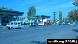 Ўзбекистондаги бензин тақчиллиги суратларда