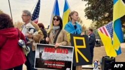 Demonstranți pro-Ucraina la Casa Albă, Washington DC, pe 17 noiembrie 2024. 