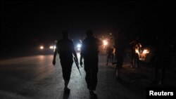 სირიის უსაფრთხოების ძალების წარმომადგენლები ქალაქ სუვაიდასთან. 2025 წლის 16 ივლისი